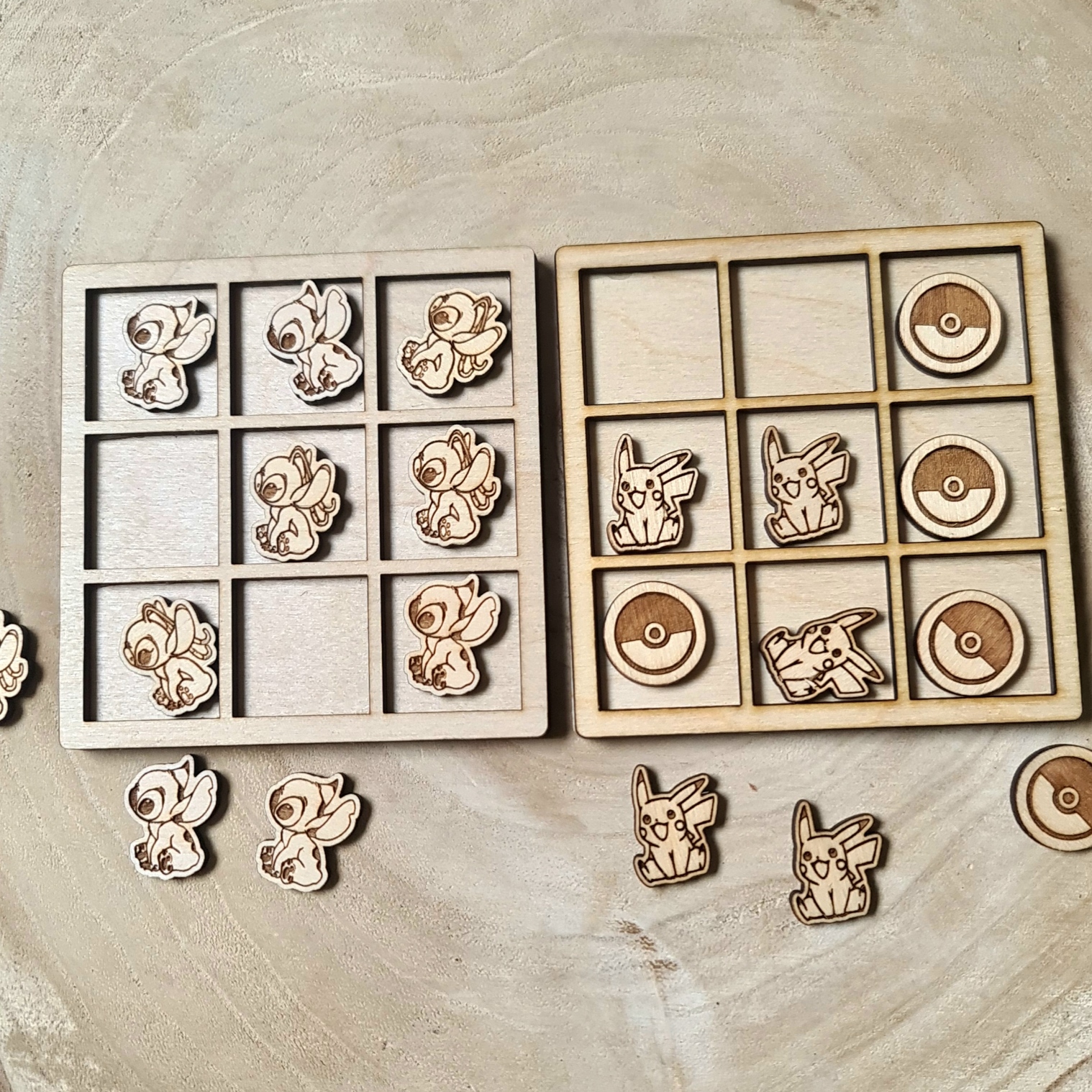 Jeu du Morpion version Stitch ou Pokémon