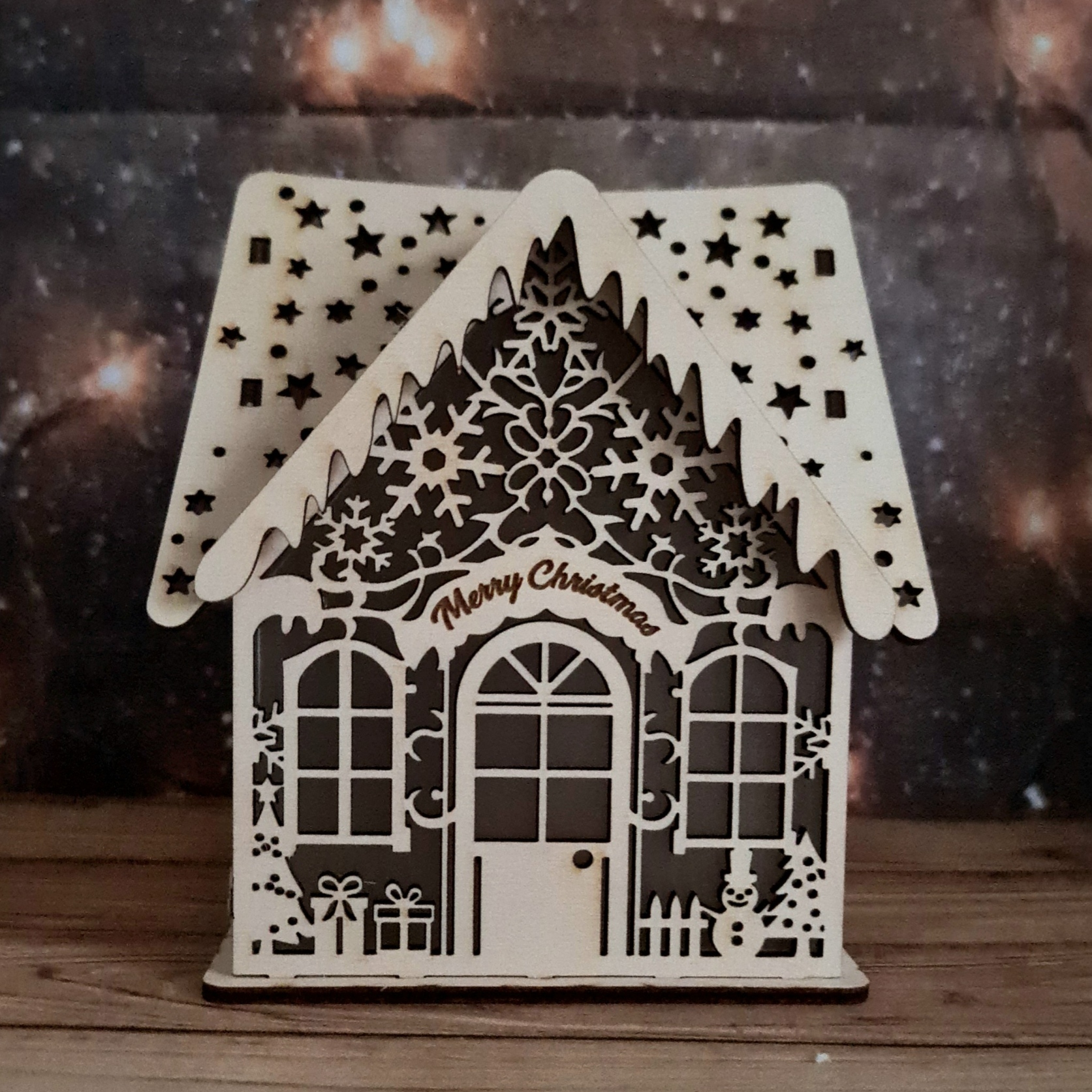 Décoration Maisonnette en bois illuminée de Noël – Image 2